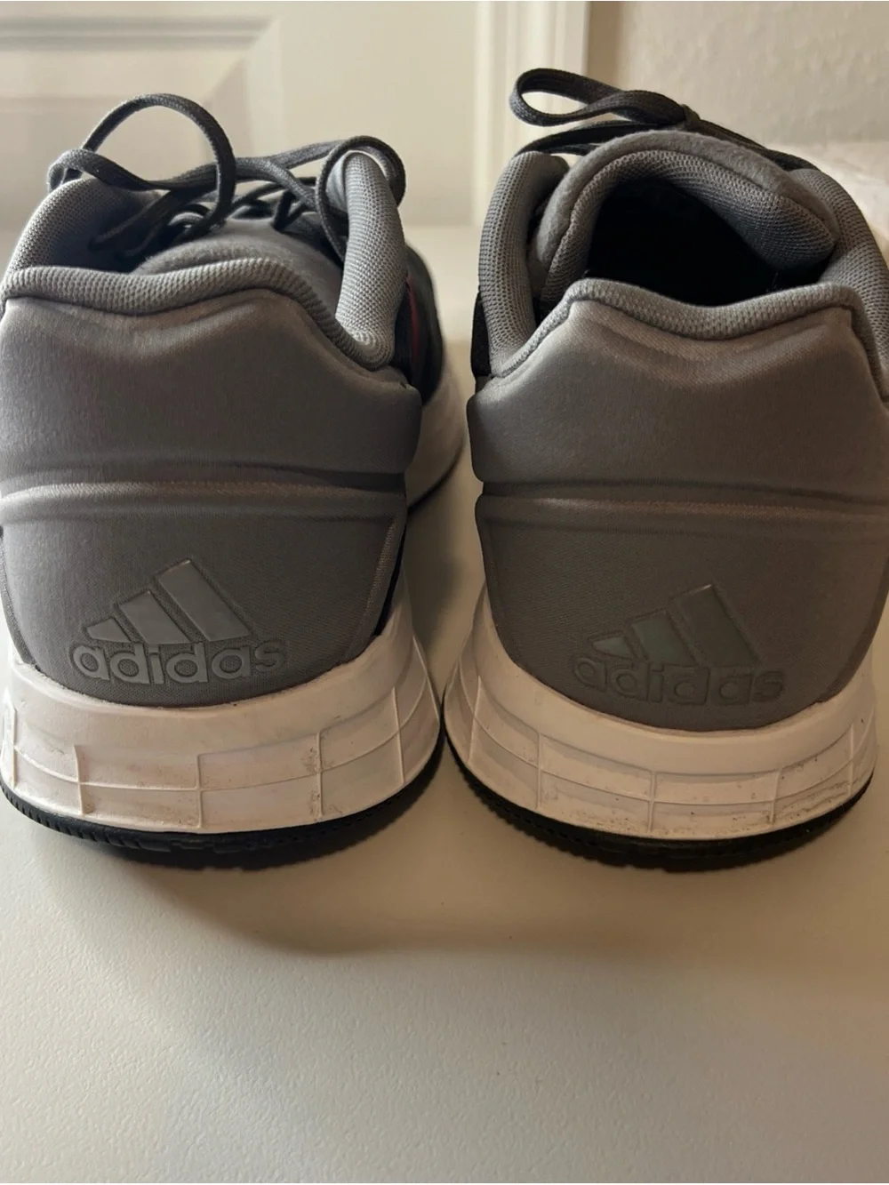 Adidas Duramo SL Men’s Running Shoes Gray/Red Lightmotion Size 12 Athletic Sneak